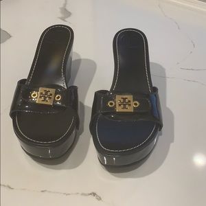 Tory Burch black patent leather slides